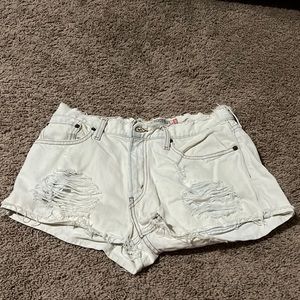 Levi’s white denim jean shorts